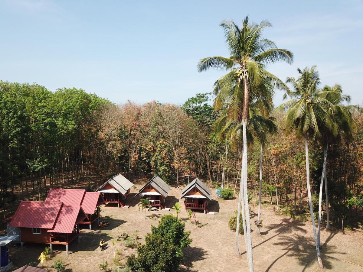 Mr Bao Homestay & Bungalows เกาะยาวน้อย ภายนอก รูปภาพ