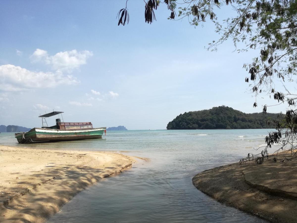 Mr Bao Homestay & Bungalows เกาะยาวน้อย ภายนอก รูปภาพ