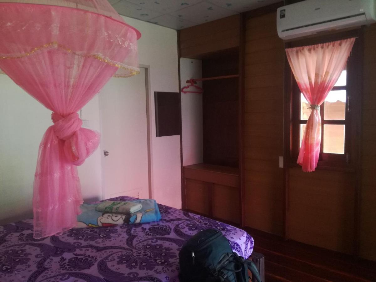 Mr Bao Homestay & Bungalows เกาะยาวน้อย ภายนอก รูปภาพ